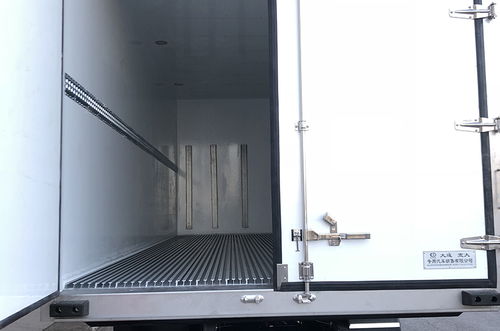 專注中小企業(yè)網(wǎng)絡(luò)營銷，九宮格助力寬大專用汽車車廂公司駛?cè)牖ヂ?lián)網(wǎng)快車道